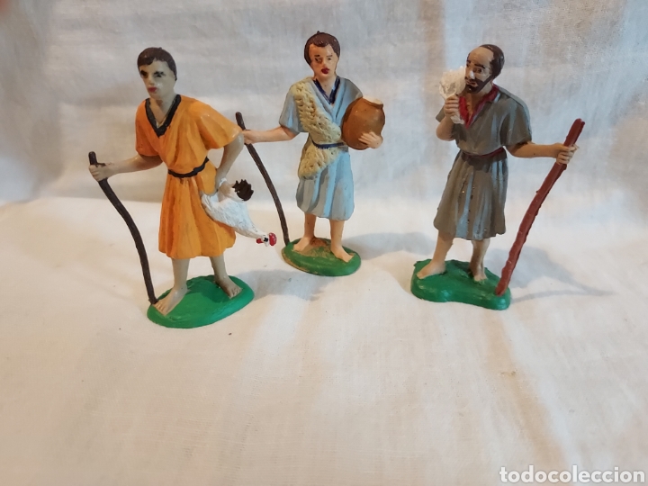 Figuras de Bel&eacute;n: 3 FIGURAS DE BELEN PLASTICO DURO - Foto 1