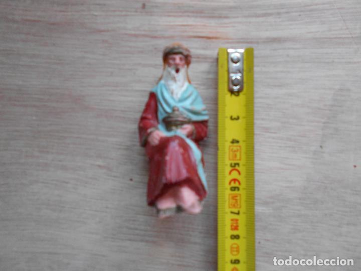 Figures of Bethlehem: FIGURA BELEN REY
