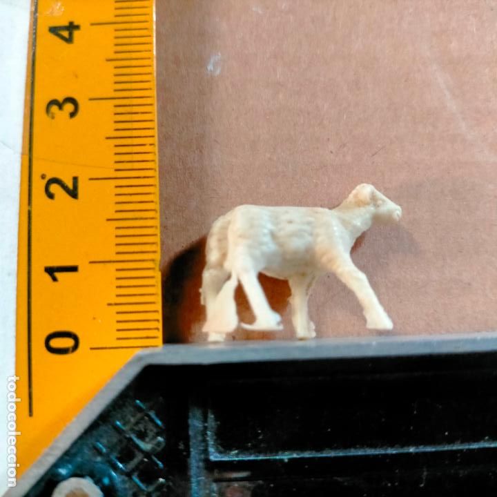 Figuren f&uuml;r Weihnachtskrippen: HAGA SU OFERTA , ANTIGUA FIGURA PARA PORTAL DE BELEN NACIMIENTO NAVIDAD PLASTICO DURO oveja