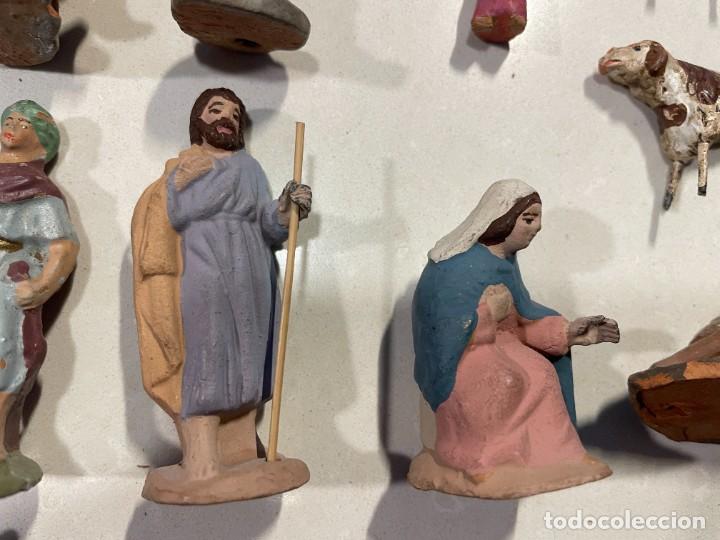 Figuras de Belén: Belen - Antiguas figuras de terracota y manos de plomo - Altura San Jose 6 cm - Foto 13 - 302856943