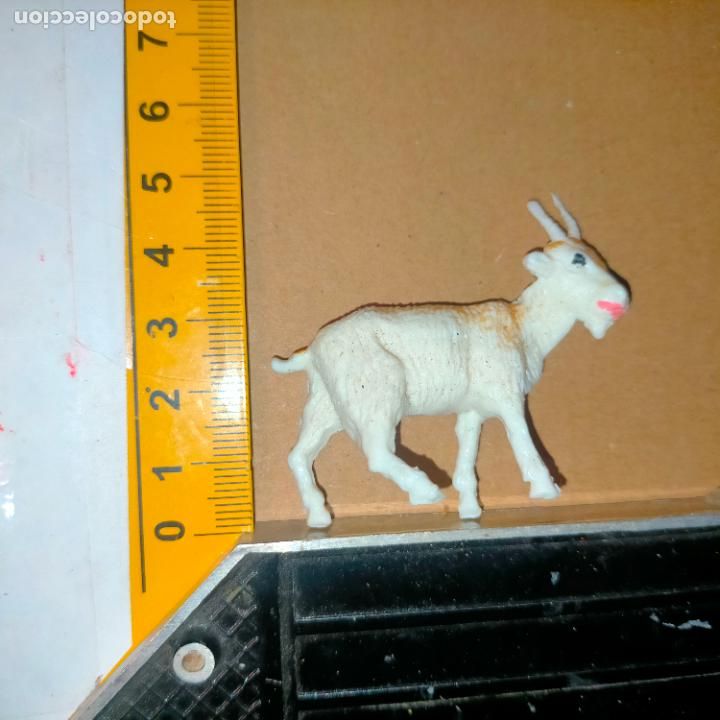 Figuras de Bel&eacute;n: HAGA SU OFERTA , ANTIGUA FIGURA DE PORTAL DE BELEN NACIMIENTO NAVIDAD PLASTICO DURO PECH O SIMILAR