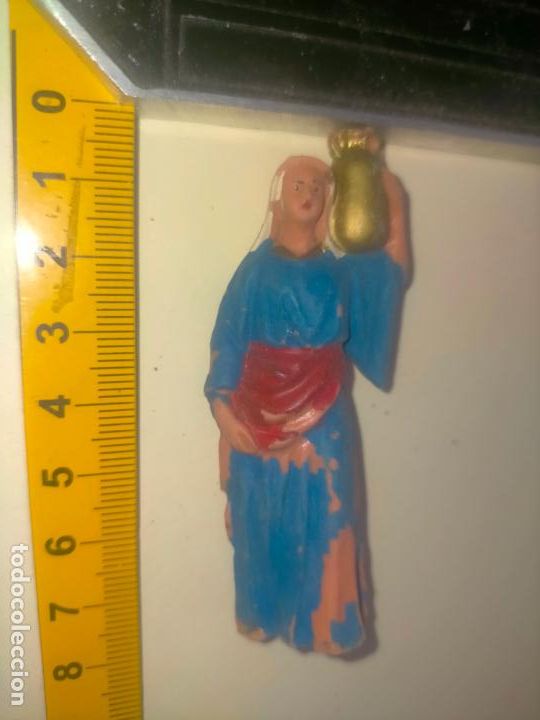 Figuren f&uuml;r Weihnachtskrippen: antigua figura de portal de belen plastico duro pech o similar -