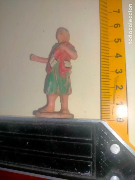 Figuren f&uuml;r Weihnachtskrippen: antigua figura de portal de belen plastico duro pech o similar -