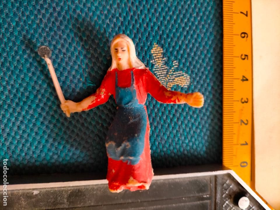 Figuren f&uuml;r Weihnachtskrippen: ANTIGUA FIGURA pech oliver o similar PORTAL DE BELEN NACIMIENTO NAVIDAD PLASTICO DURO