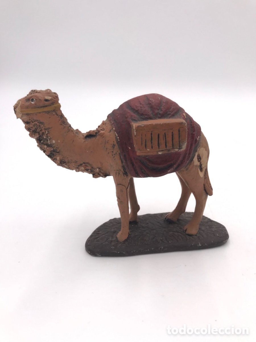 Figuren f&uuml;r Weihnachtskrippen: Figura bel&eacute;n antigua. Dromedario Camello terracota. Sello Serrano. Para restaurar. 12 cms.