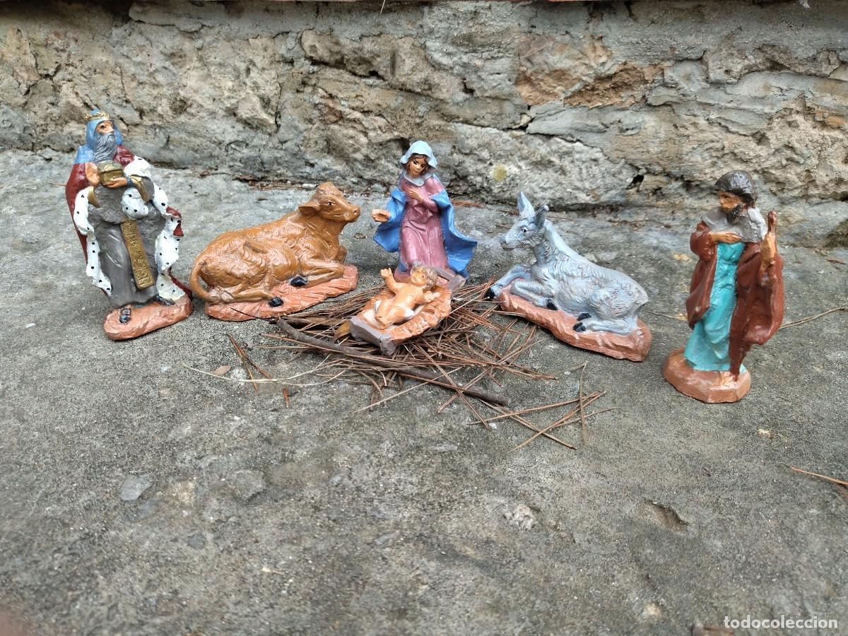 Figuras de Bel&eacute;n: Belen hecho y pintado a mano - Foto 3