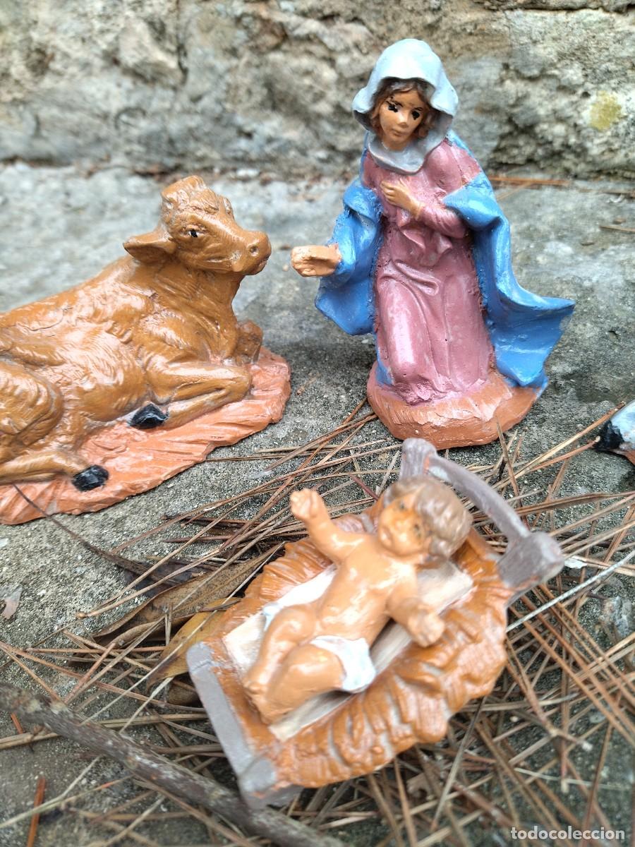 Figuras de Bel&eacute;n: Belen hecho y pintado a mano - Foto 2