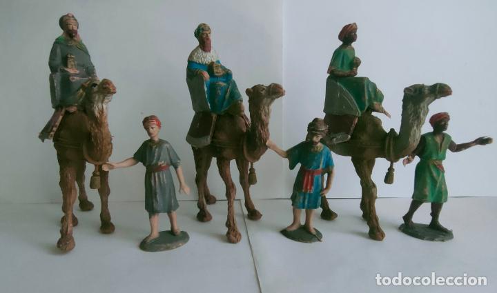 Figuren f&uuml;r Weihnachtskrippen: Los tres Reyes Magos con sus pajes. Pech Hermanos, tama&ntilde;o grande, Reyes 16 cms.
