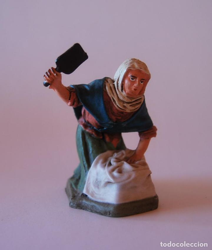 Figuras de Bel&eacute;n: Belen Figura Lavandera - Foto 1