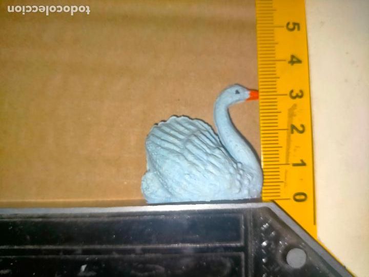 Figuras de Bel&eacute;n: ANTIGUA FIGURA PORTAL DE BELEN NACIMIENTO NAVIDAD PLASTICO DURO