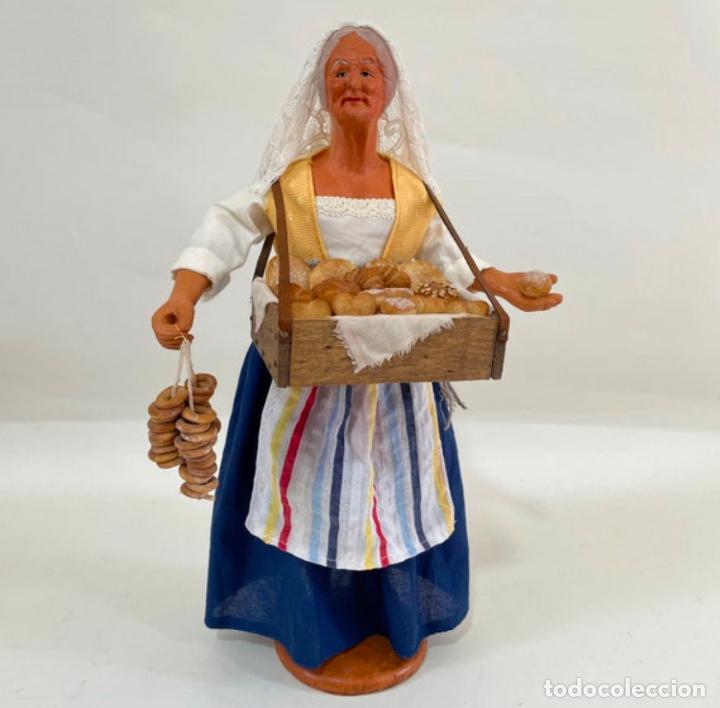 Figuras de Pres&eacute;pios: Santon de Provence - Casa Jouglas - vendedora de dulces o pasteles