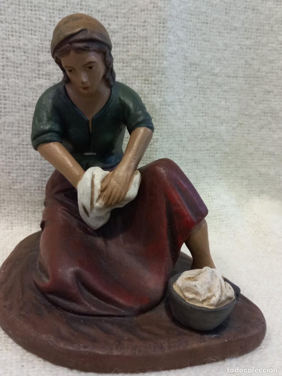 Figuras de Bel&eacute;n: LAVANDERA (21cm) barro &uml;SERRANO&uml; - Foto 1