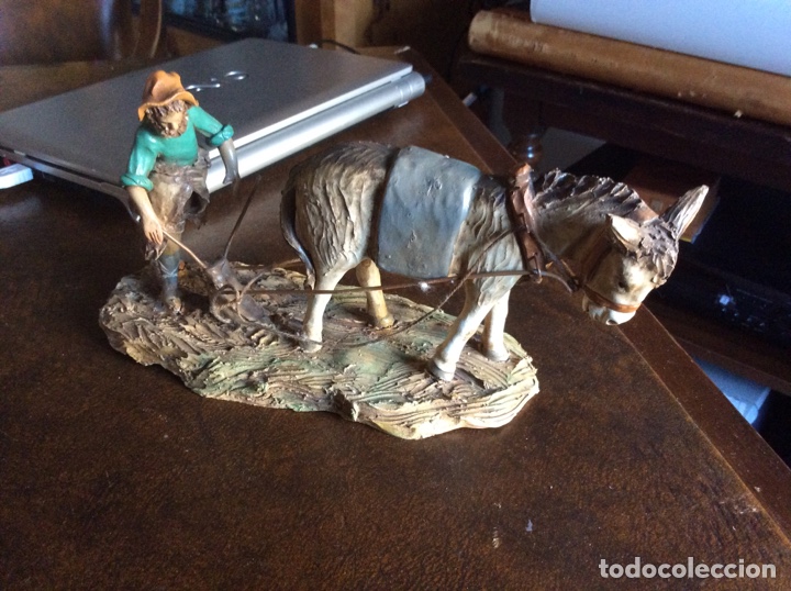 Figuras de Bel&eacute;n: Pastor con burro arando - Foto 1