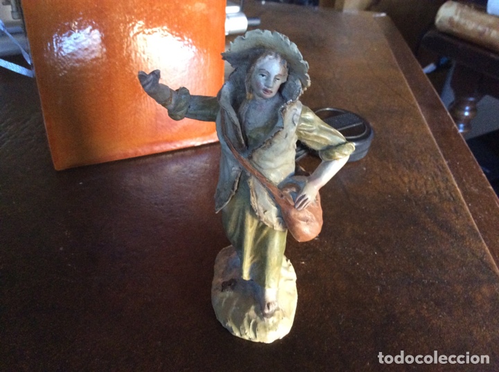 Statuine di Presepe: Pastora con zurron