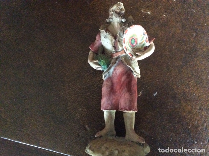 Figuras de Bel&eacute;n: Pastor con ofrendas - Foto 3