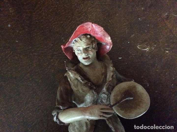 Figuras de Bel&eacute;n: Pastor con instrumentos - Foto 2