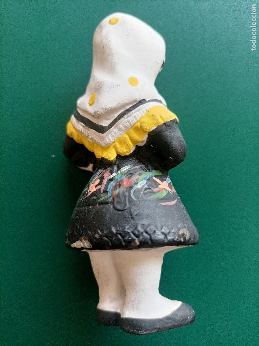 Figuras de Bel&eacute;n: MU&Ntilde;ECA DE BARRO CON TRAJE REGIONAL - Foto 2