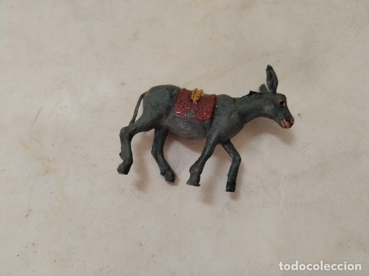 Figuras de Bel&eacute;n: antiguo burro de plastico - Foto 2