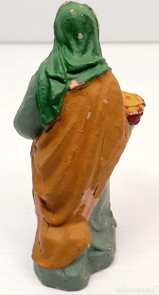 Figuras de Bel&eacute;n: PASTORA CON CESTO DE COMIDA - Foto 3