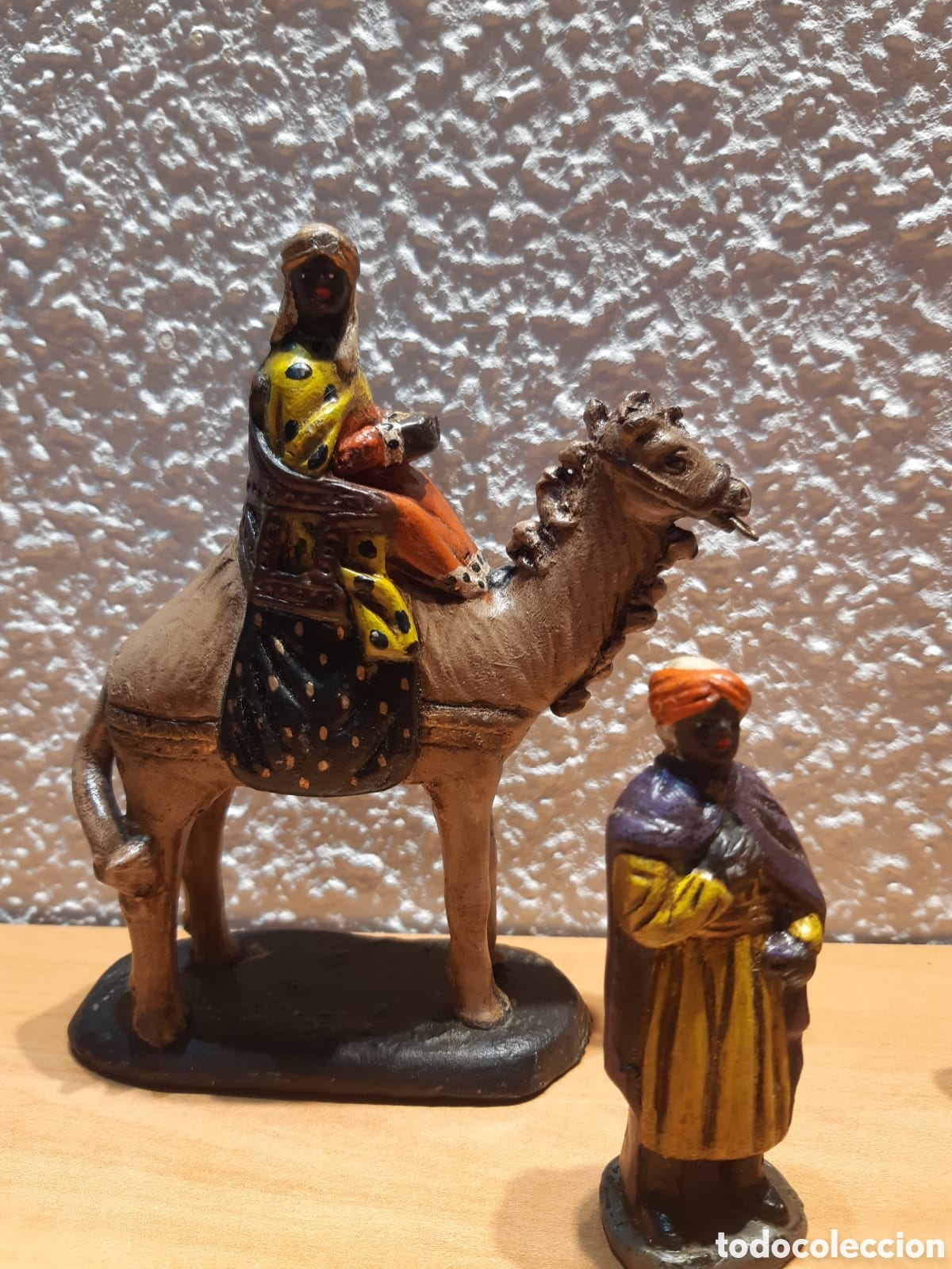 Figuras de Bel&eacute;n: Reyes magos de serrano - Foto 1