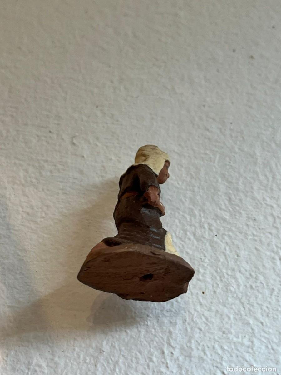 Figuras de Bel&eacute;n: Mujer de terracota policromada - Foto 3