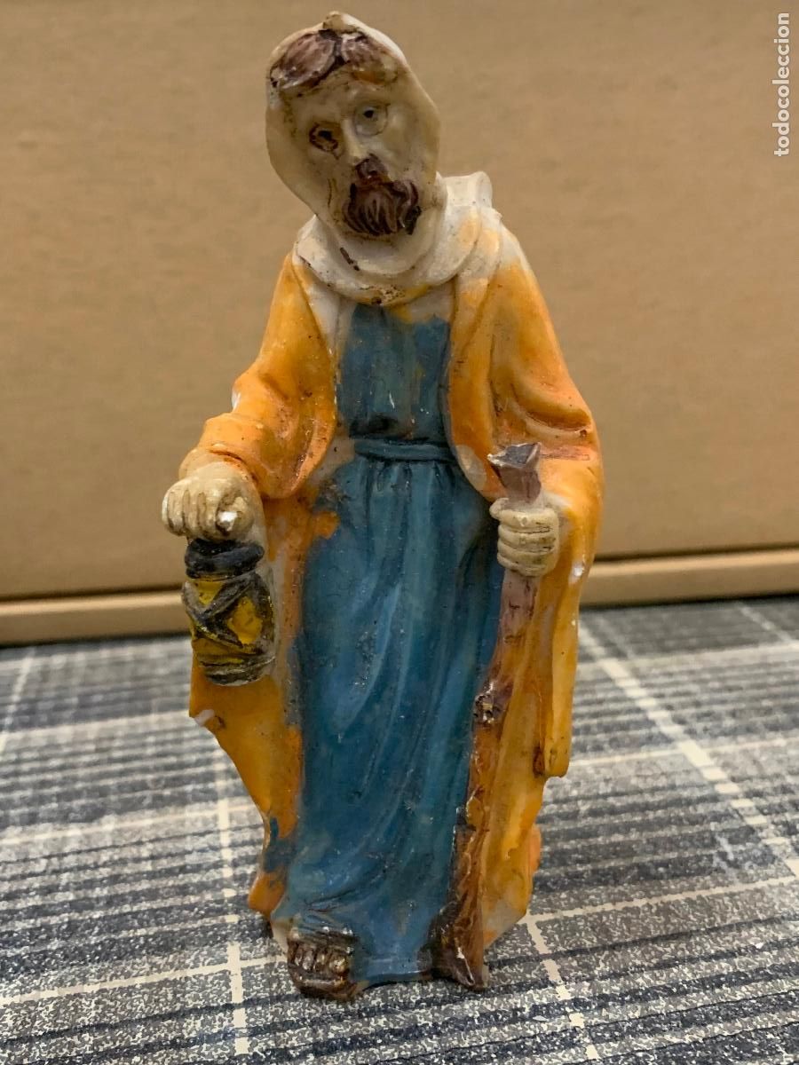 Figurines pour Cr&egrave;ches de No&euml;l: Pastor, figura para belen o pesebre. En resina. mide unos 11 cm alto