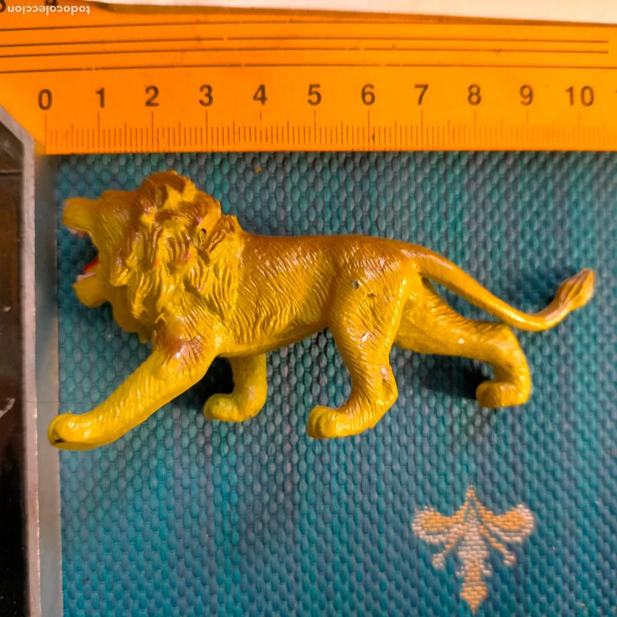 Figuren f&uuml;r Weihnachtskrippen: figura de PORTAL DE BELEN PLASTICO DURO PECH OLIVER O SIMILAR - OFERTAS POR LOTES COMBINADOS