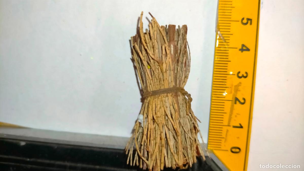 Figuras de Bel&eacute;n: antigua figura para portal de belen plastico duro - ofertas por lotes le&ntilde;a natural no plastica