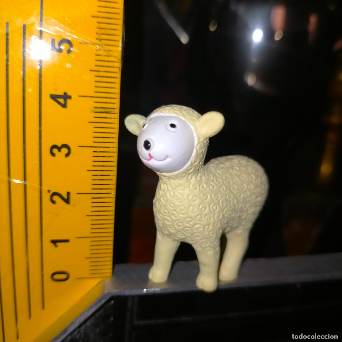 Figuras de Bel&eacute;n: FIGURAS DE PORTAL DE BELEN PLASTICO DURO GOMA PVC OVEJA