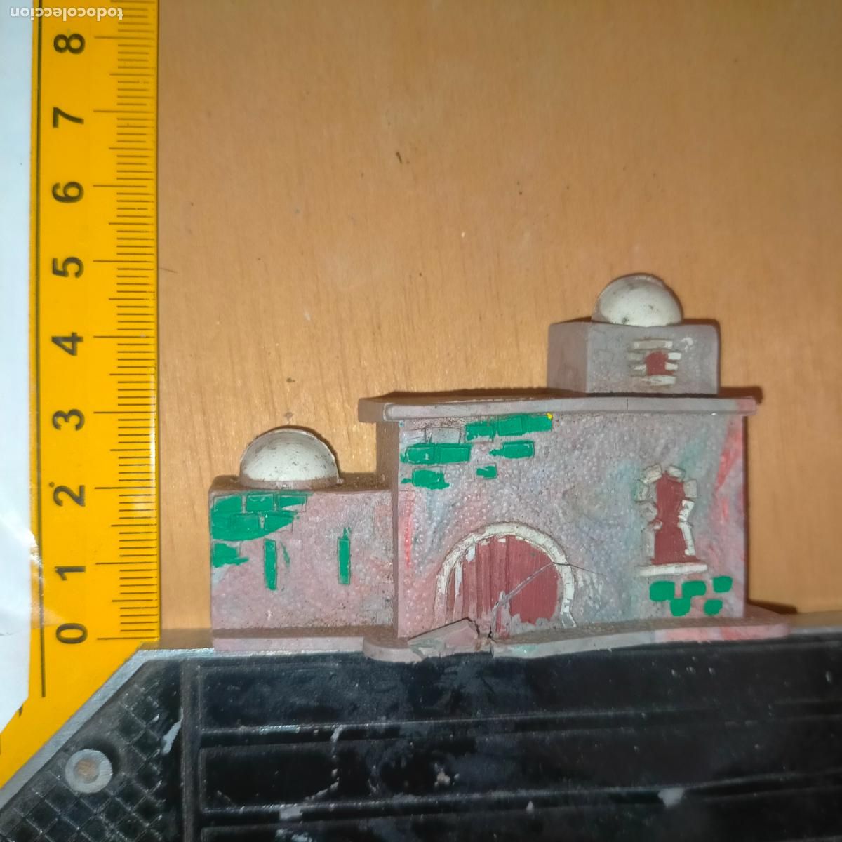 Figuras de Bel&eacute;n: antigua figura de portal de belen plastico duro nacimiento . OFERTA POR LOTES COMBINADOS