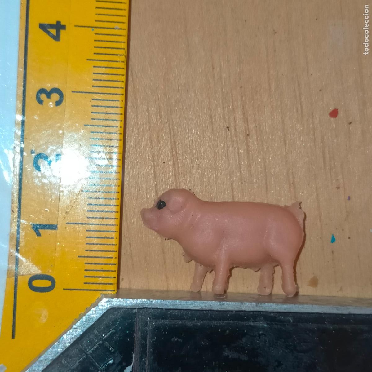 Figuras de Bel&eacute;n: antigua figura de portal de belen plastico duro nacimiento . OFERTA POR LOTES COMBINADOS -