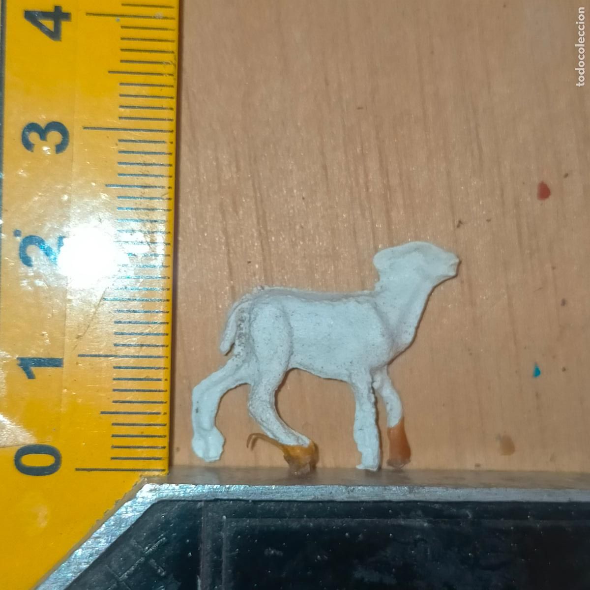 Figuras de Bel&eacute;n: antigua figura de portal de belen plastico duro nacimiento . OFERTA POR LOTES COMBINADOS -