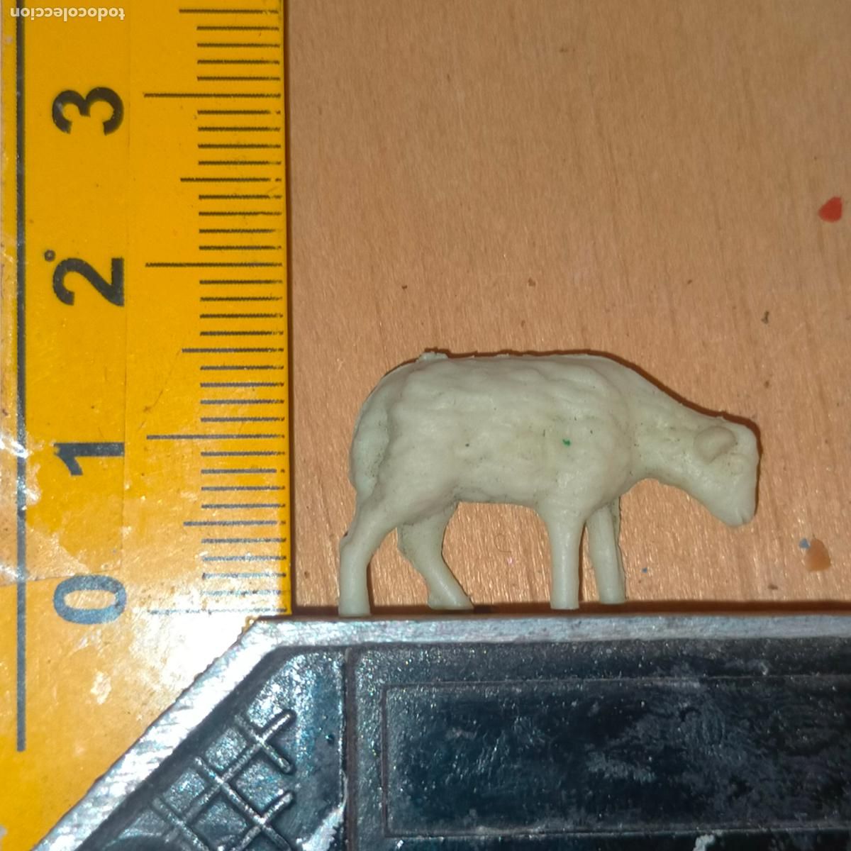 Figuras de Bel&eacute;n: antigua figura de portal de belen plastico duro nacimiento . OFERTA POR LOTES COMBINADOS -