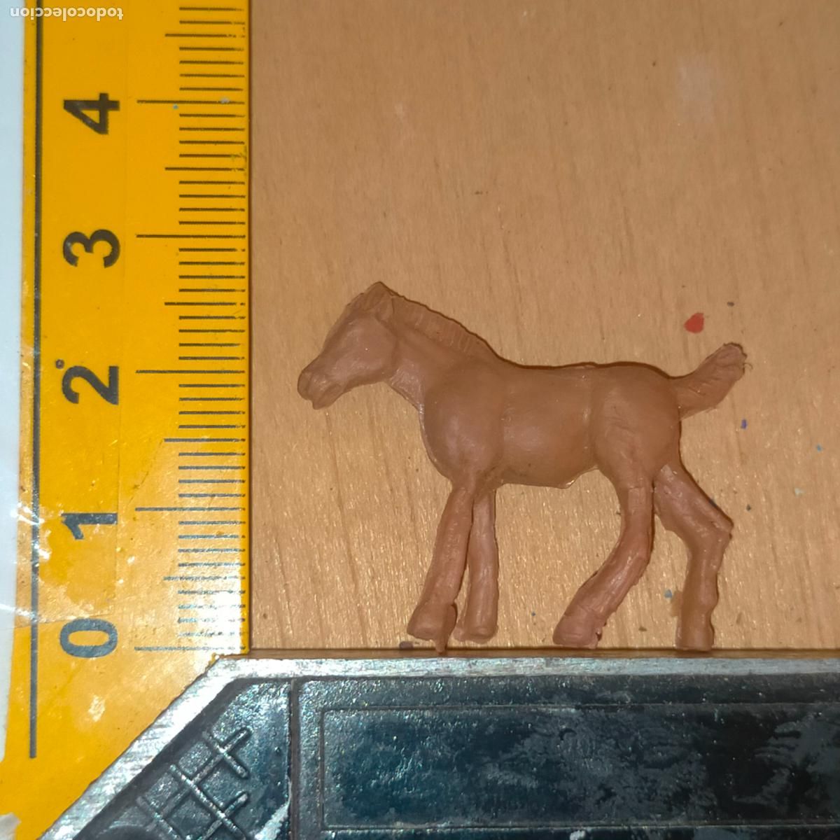 Figuras de Bel&eacute;n: antigua figura de portal de belen plastico duro nacimiento . OFERTA POR LOTES COMBINADOS -