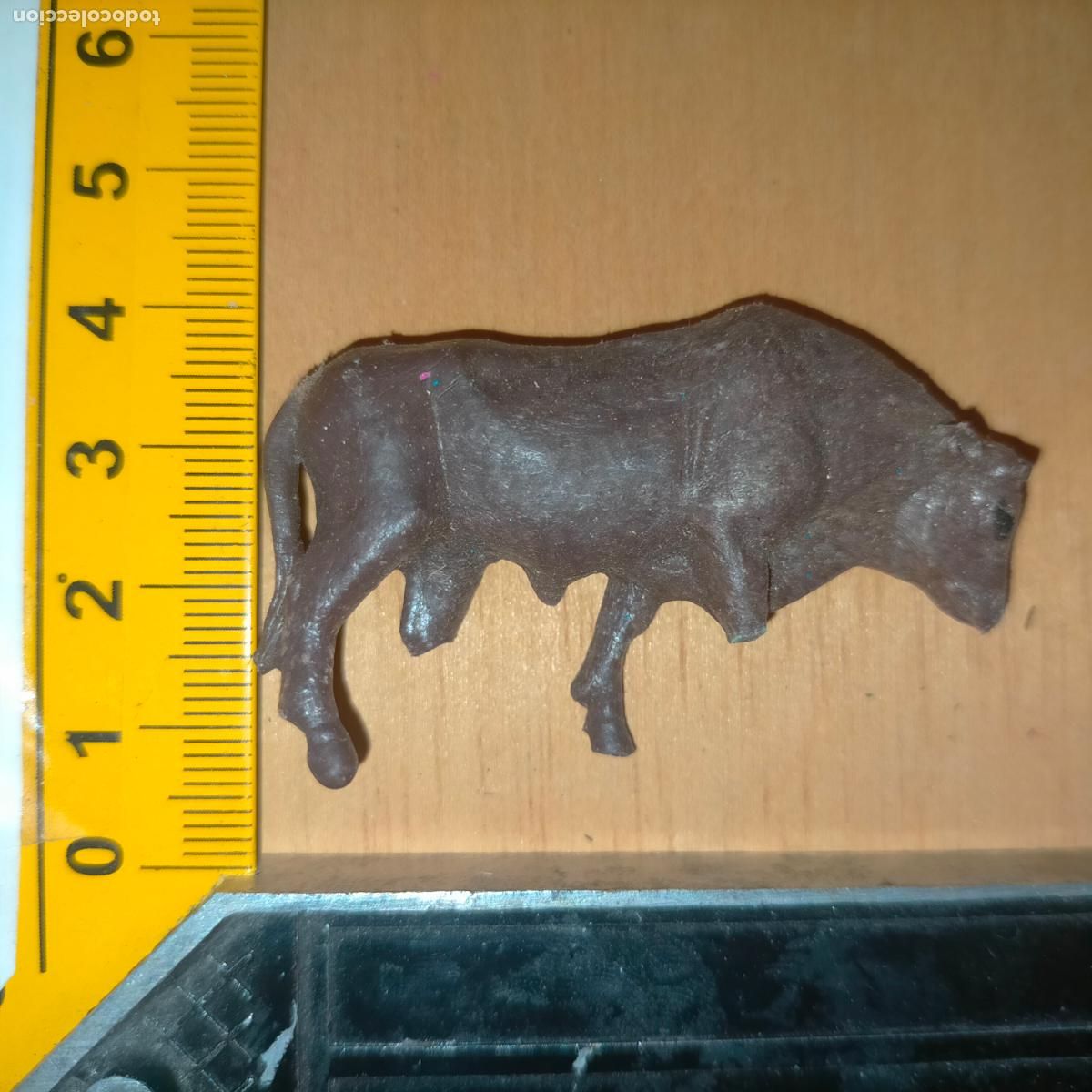 Figuras de Bel&eacute;n: antigua figura de portal de belen plastico duro nacimiento . OFERTA POR LOTES COMBINADOS -