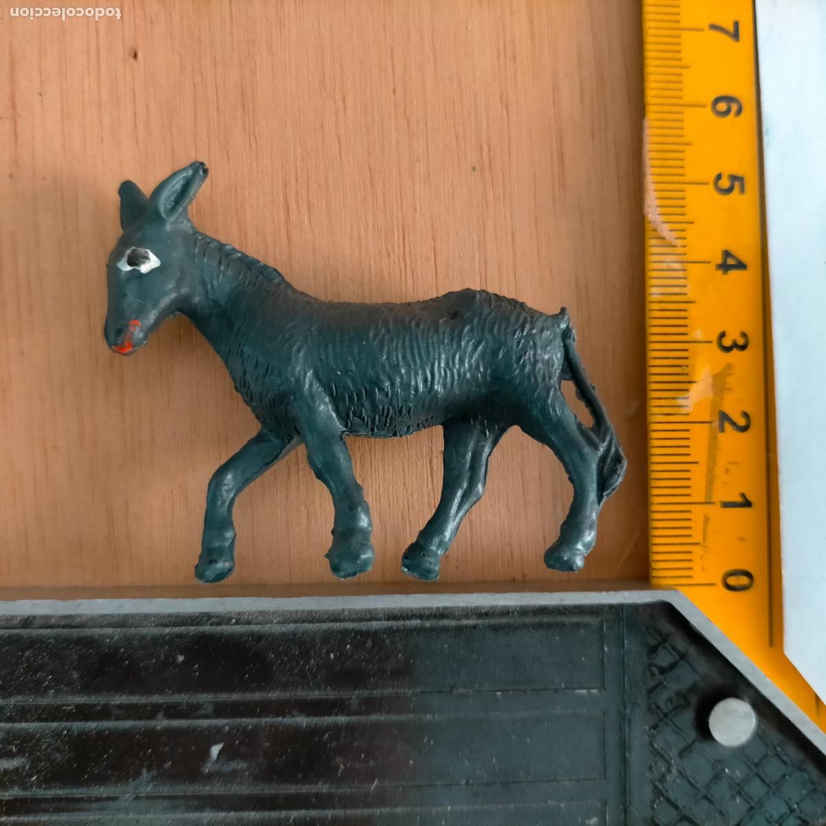 Figuren f&uuml;r Weihnachtskrippen: antigua figura de ANIMALES . portal de belen plastico duro nacimiento HAGA SU OFERTA