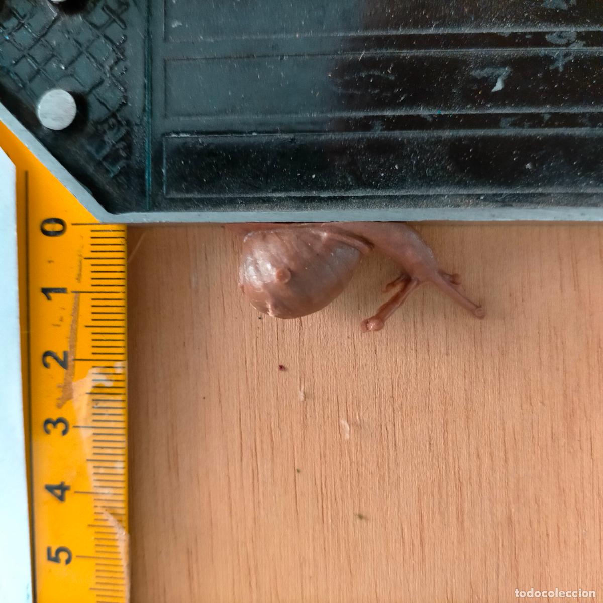 Figuren f&uuml;r Weihnachtskrippen: antigua figura de ANIMALES . portal de belen plastico duro nacimiento HAGA SU OFERTA