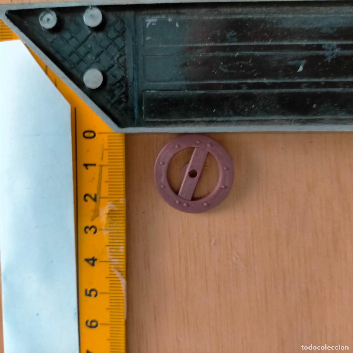 Figuras de Pres&eacute;pios: antigua figura de ANIMALES . portal de belen plastico duro nacimiento HAGA SU OFERTA