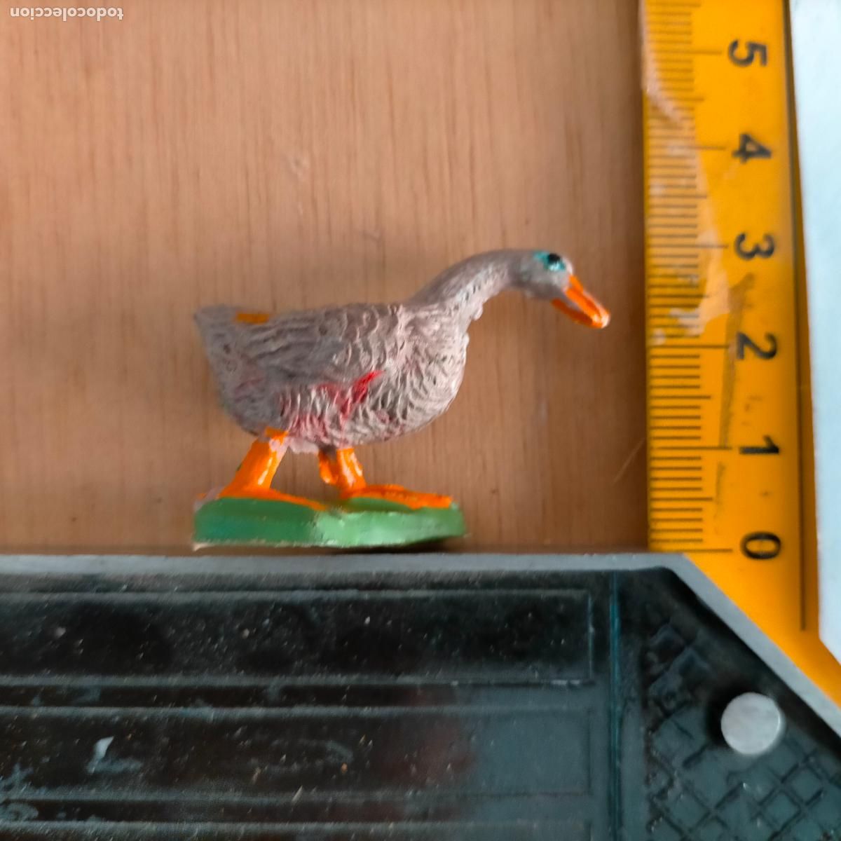 Figuren f&uuml;r Weihnachtskrippen: antigua figura de ANIMALES . portal de belen plastico duro nacimiento HAGA SU OFERTA