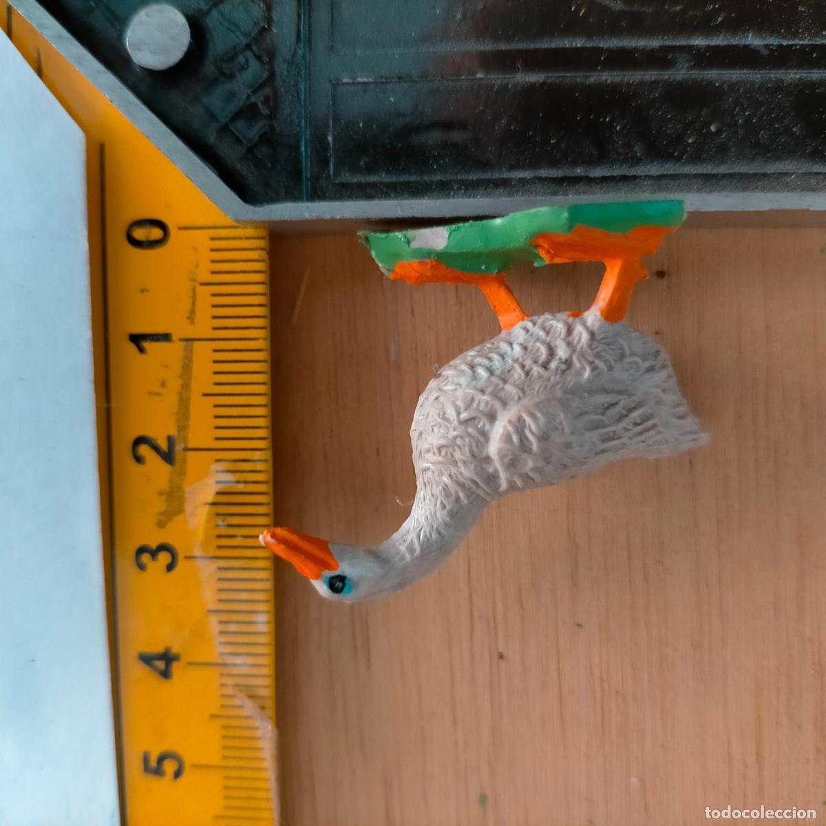 Figuren f&uuml;r Weihnachtskrippen: antigua figura de ANIMALES . portal de belen plastico duro nacimiento HAGA SU OFERTA