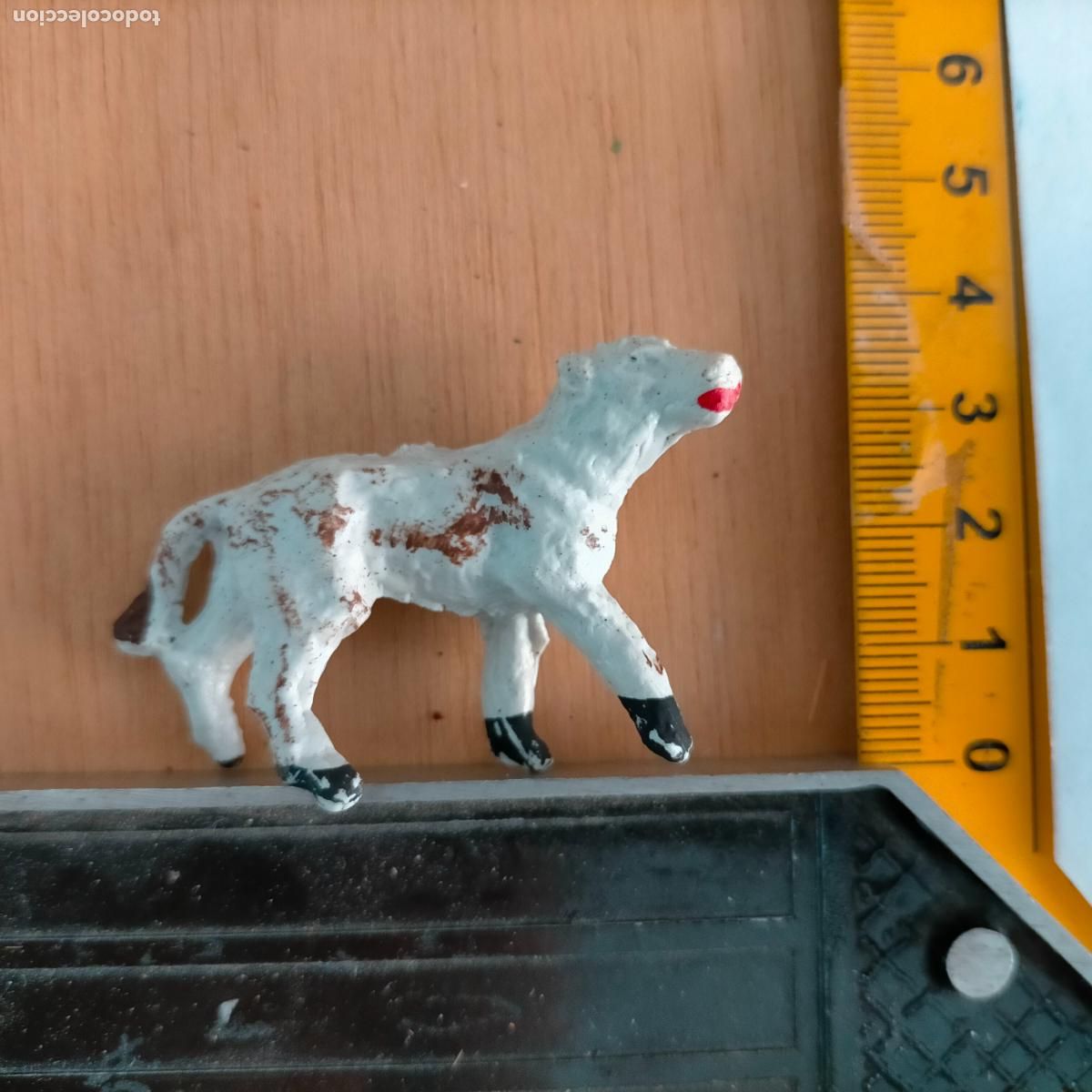 Figuren f&uuml;r Weihnachtskrippen: antigua figura de ANIMALES . portal de belen plastico duro nacimiento HAGA SU OFERTA