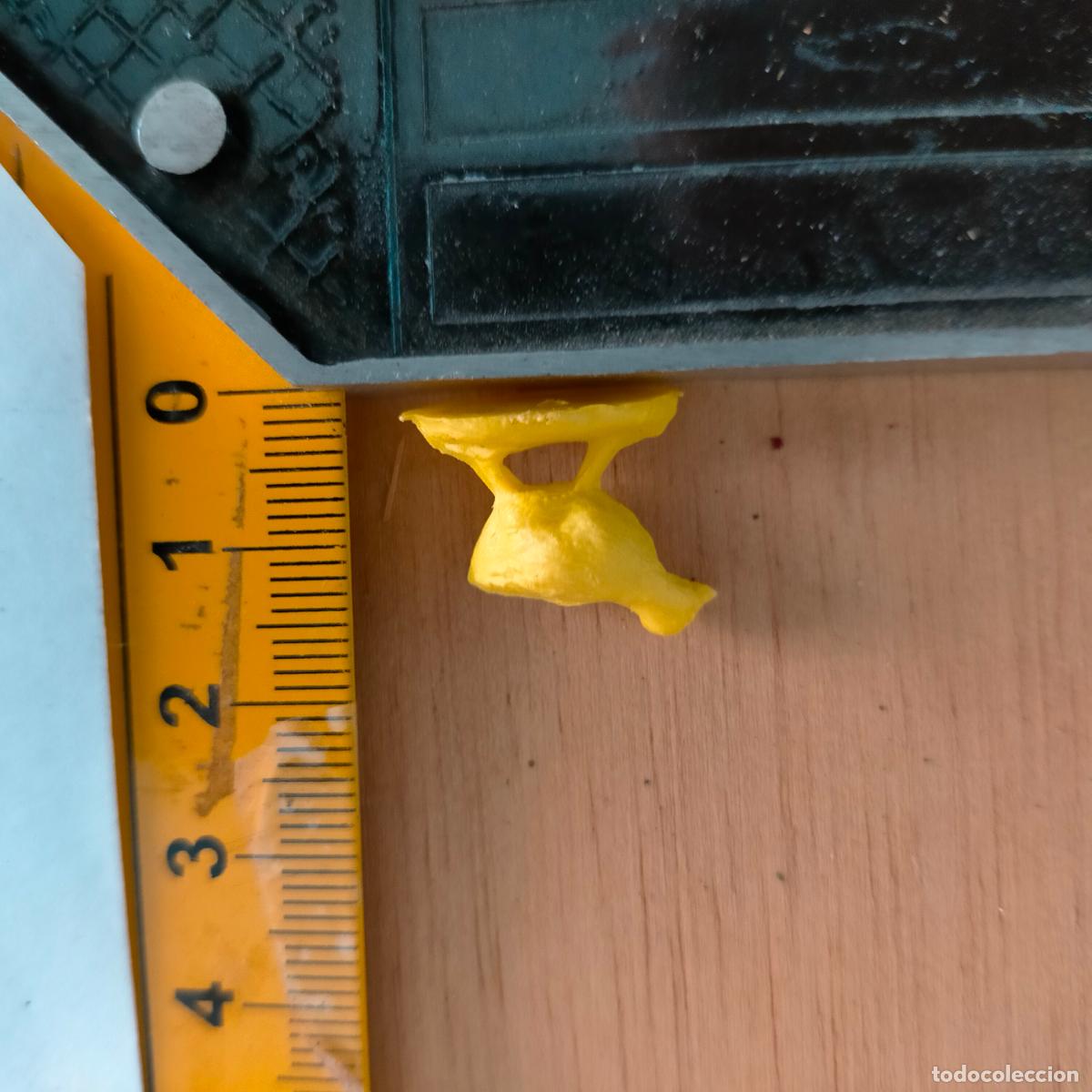 Figuras de Pres&eacute;pios: antigua figura de ANIMALES . portal de belen plastico duro nacimiento HAGA SU OFERTA