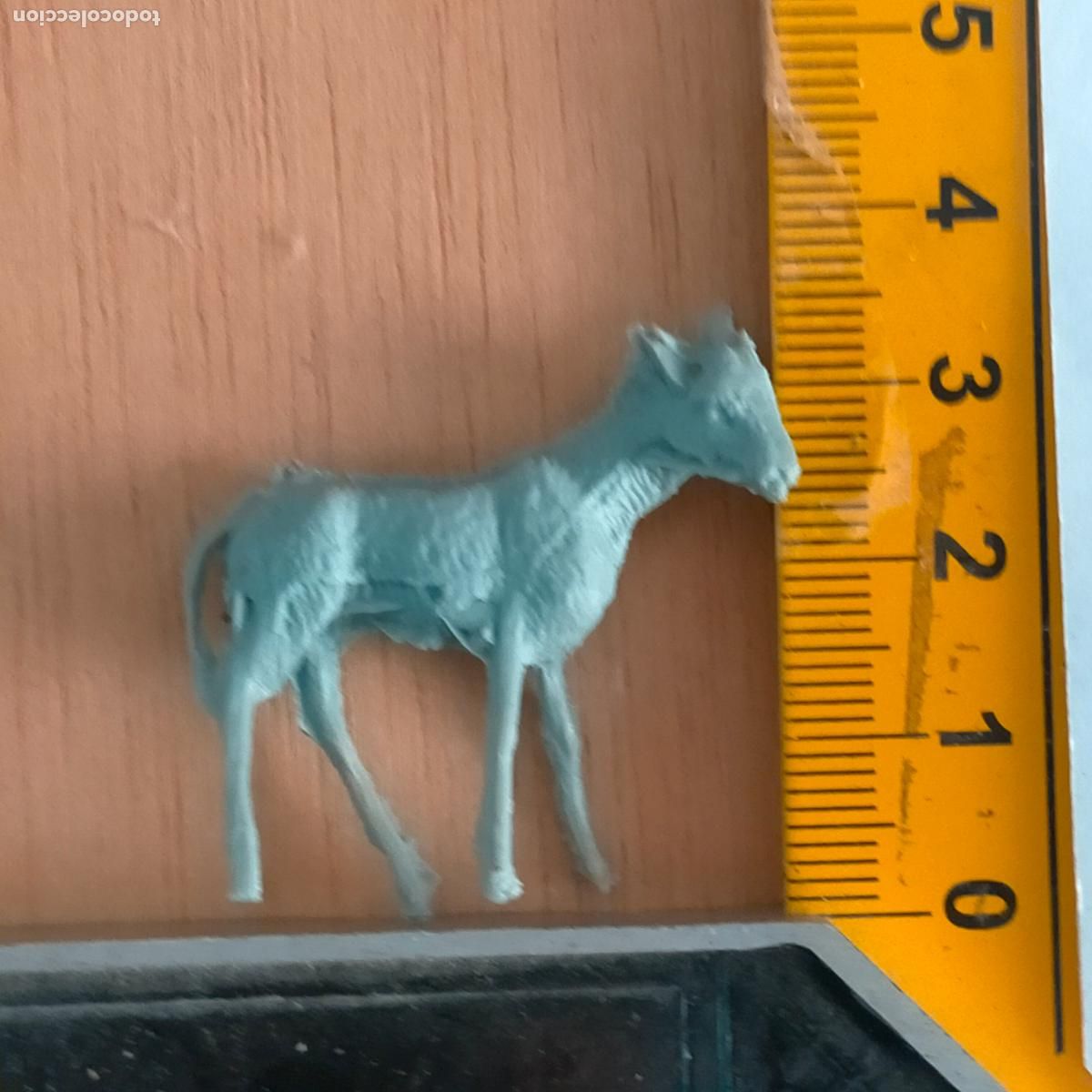 Figuren f&uuml;r Weihnachtskrippen: antigua figura de ANIMALES . portal de belen plastico duro nacimiento HAGA SU OFERTA