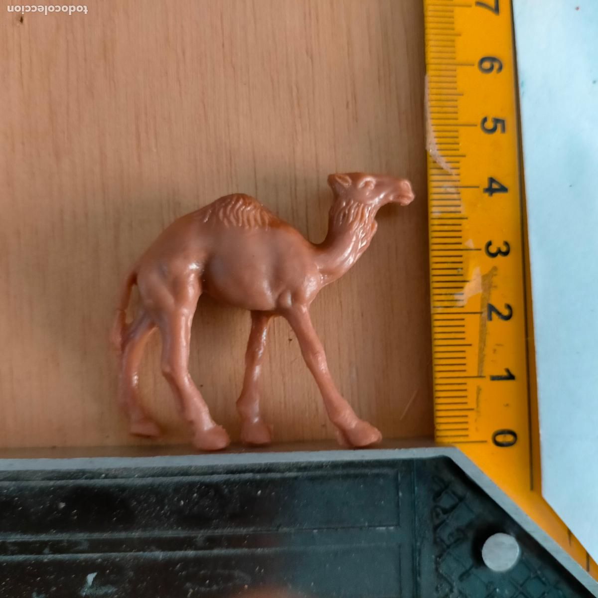 Figuren f&uuml;r Weihnachtskrippen: antigua figura de ANIMALES . portal de belen plastico duro nacimiento HAGA SU OFERTA