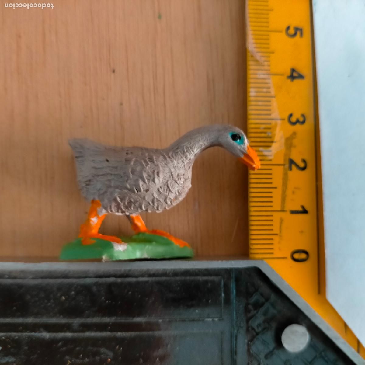 Figuren f&uuml;r Weihnachtskrippen: antigua figura de ANIMALES . portal de belen plastico duro nacimiento HAGA SU OFERTA