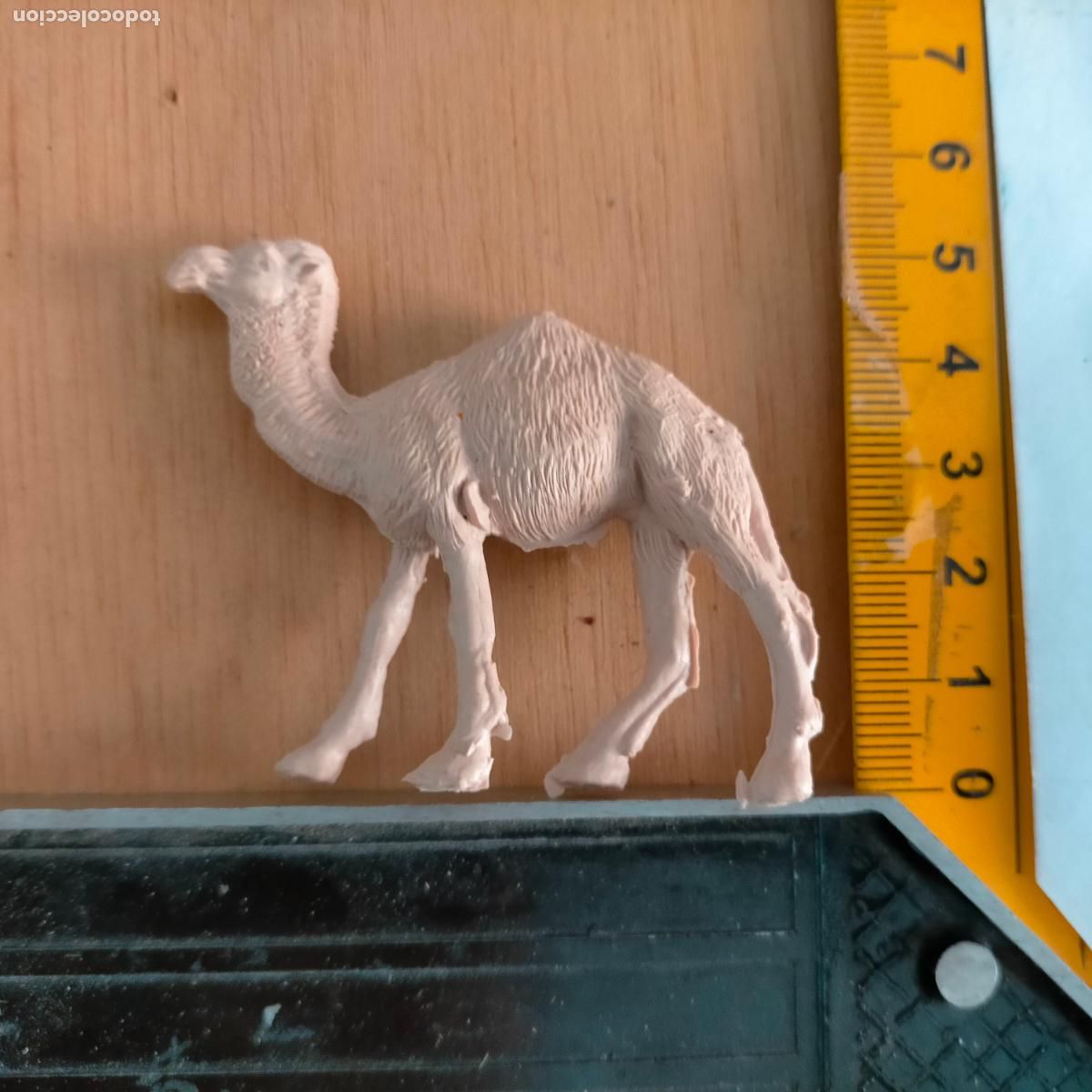 Figuras de Pres&eacute;pios: antigua figura de ANIMALES . portal de belen plastico duro nacimiento HAGA SU OFERTA