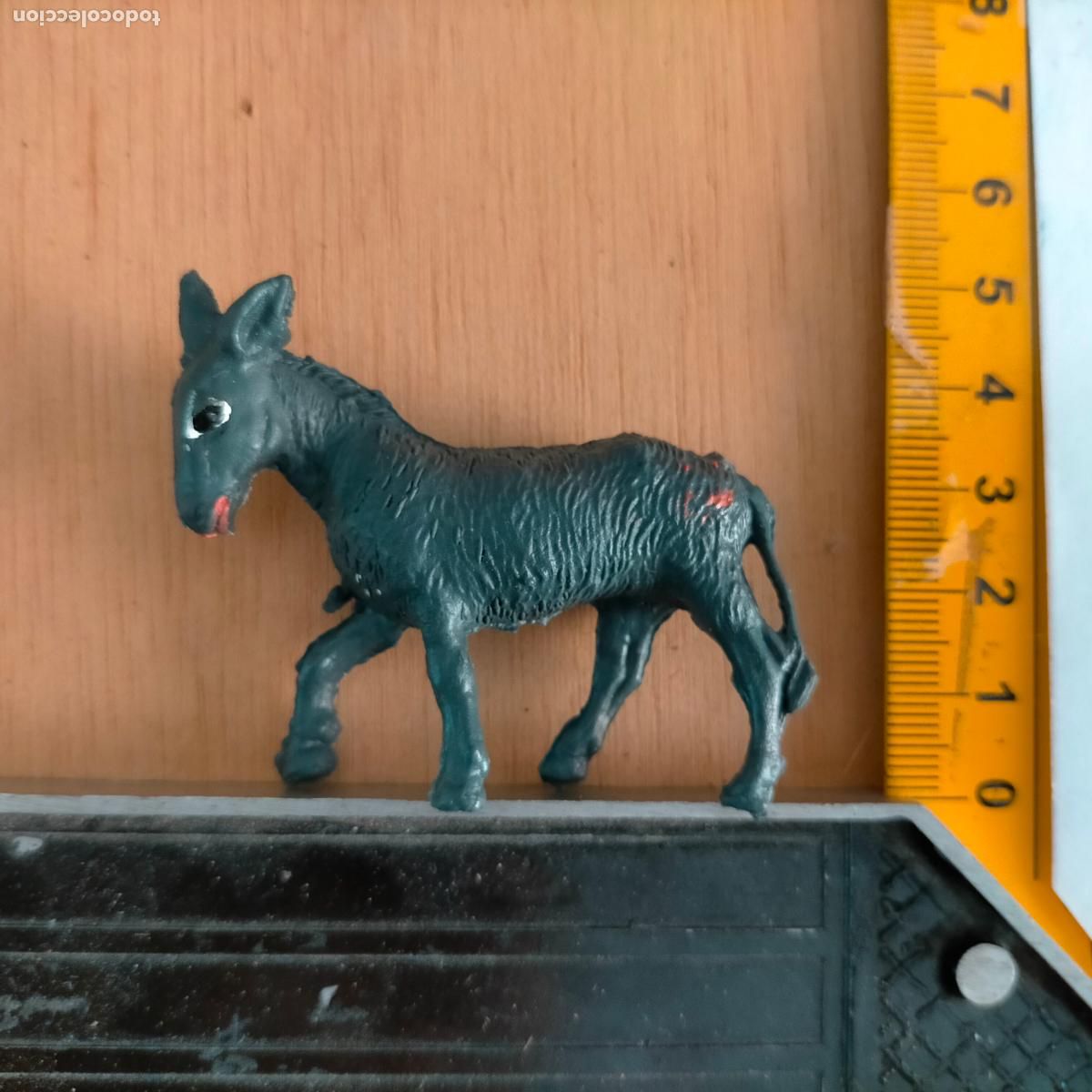 Figuras de Pres&eacute;pios: antigua figura de ANIMALES . portal de belen plastico duro nacimiento HAGA SU OFERTA