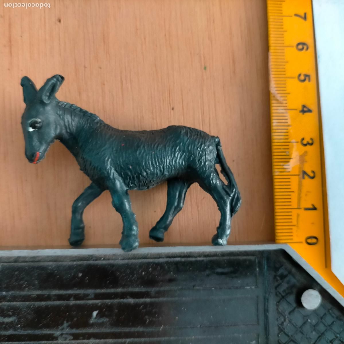 Figuren f&uuml;r Weihnachtskrippen: antigua figura de ANIMALES . portal de belen plastico duro nacimiento HAGA SU OFERTA