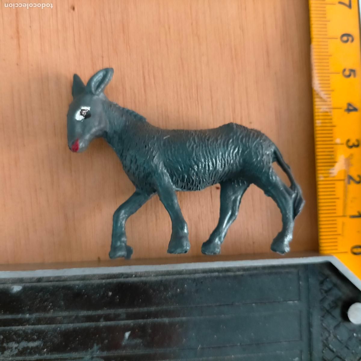 Figuren f&uuml;r Weihnachtskrippen: antigua figura de ANIMALES . portal de belen plastico duro nacimiento HAGA SU OFERTA