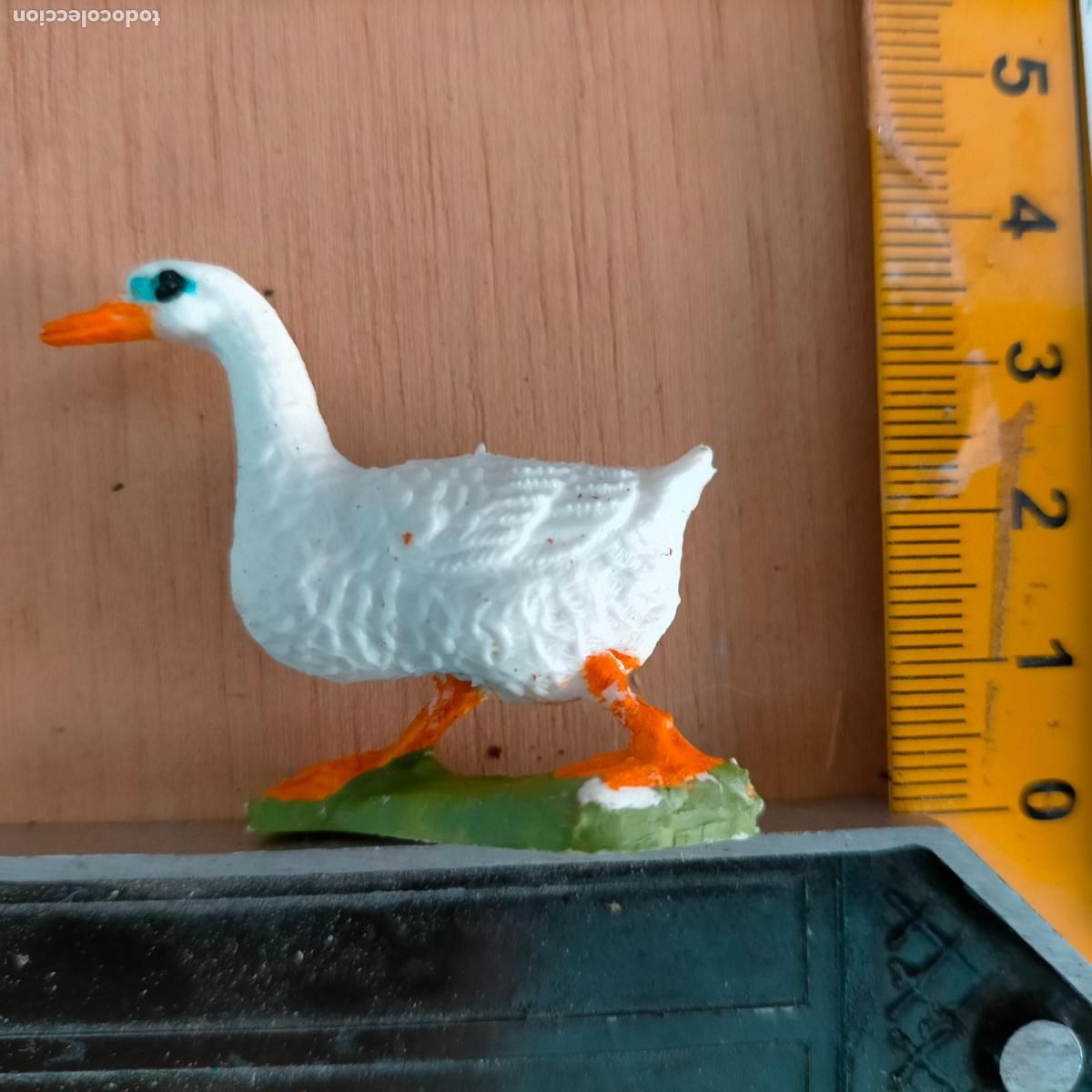 Figuren f&uuml;r Weihnachtskrippen: antigua figura de ANIMALES . portal de belen plastico duro nacimiento HAGA SU OFERTA